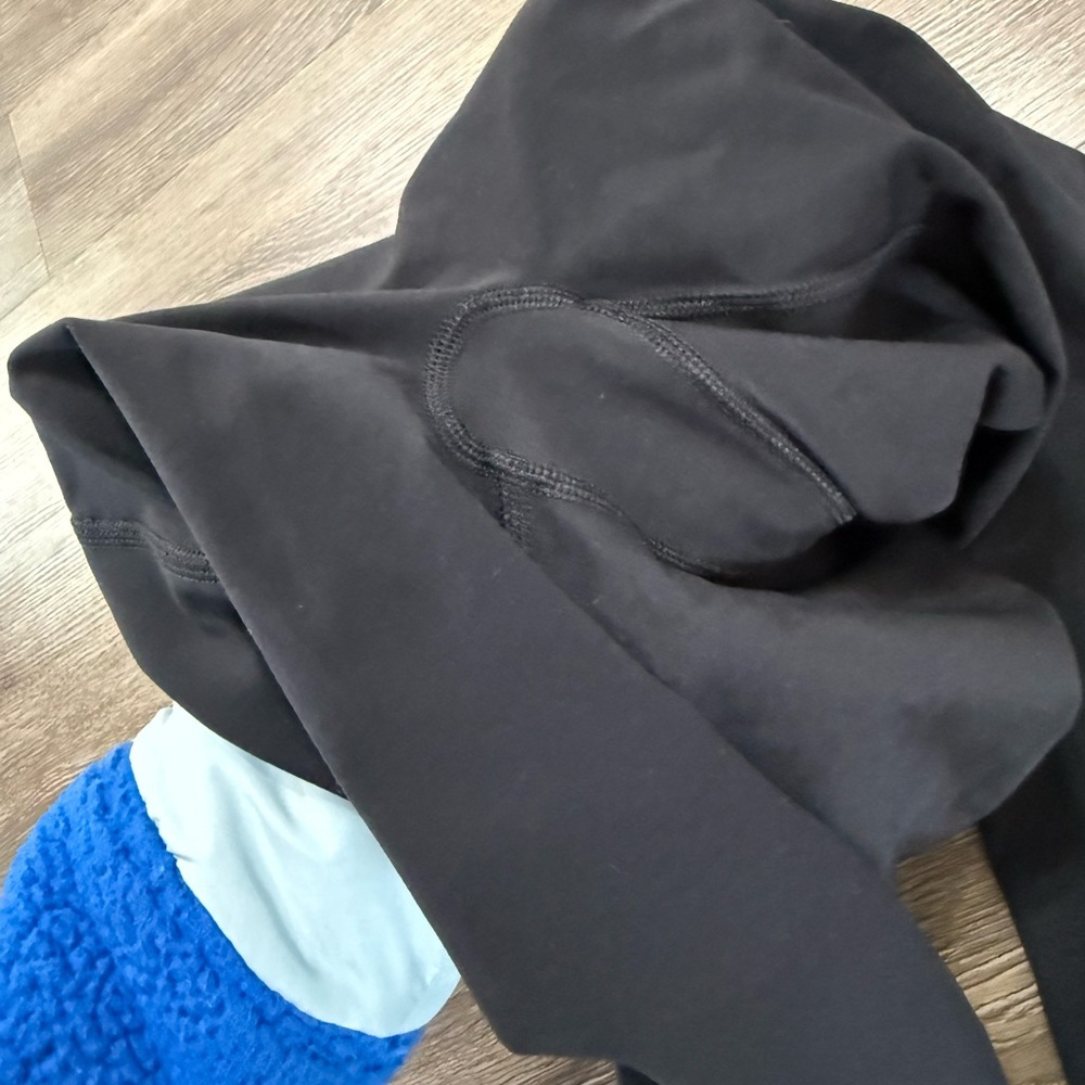 Spanx Shapewear Womens Size L Leggings Black Capri Slimming NWOT - Picture 4 of 4